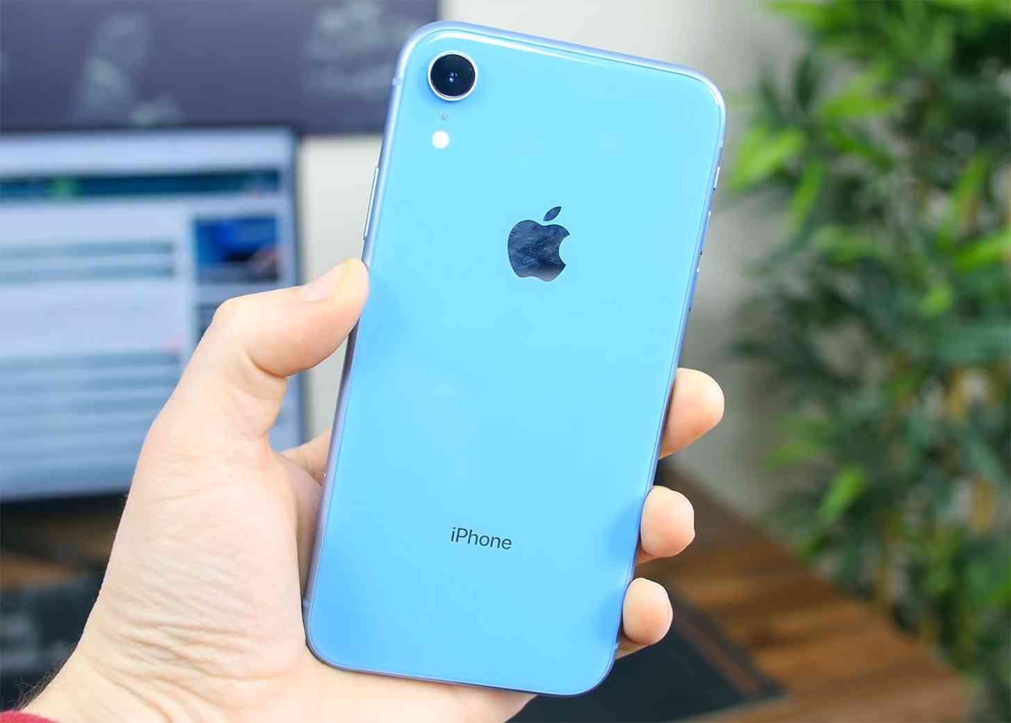 设计大改！新款iPhoneSE曝光：这外观你喜欢吗？