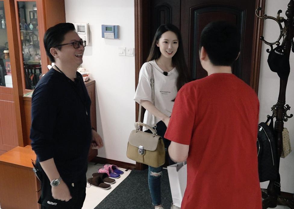 钱枫回忆曾为女友搬去厦门太痴狂，如今和袁姗姗只是朋友