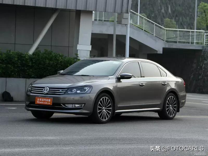 大众帕萨特3.0v6旗舰版,大众帕萨特2023最新款顶配落地价
