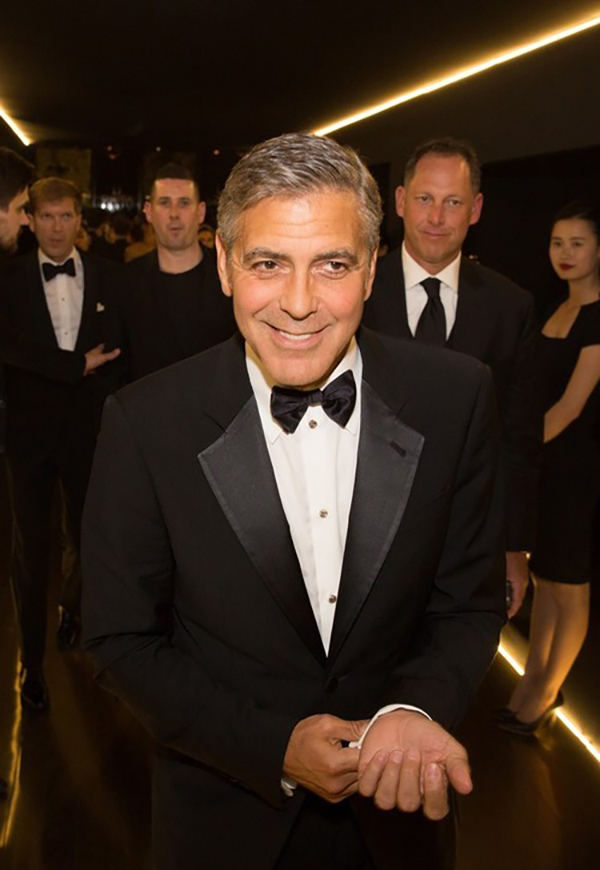 优雅不是炫耀,阿玛尼高定装