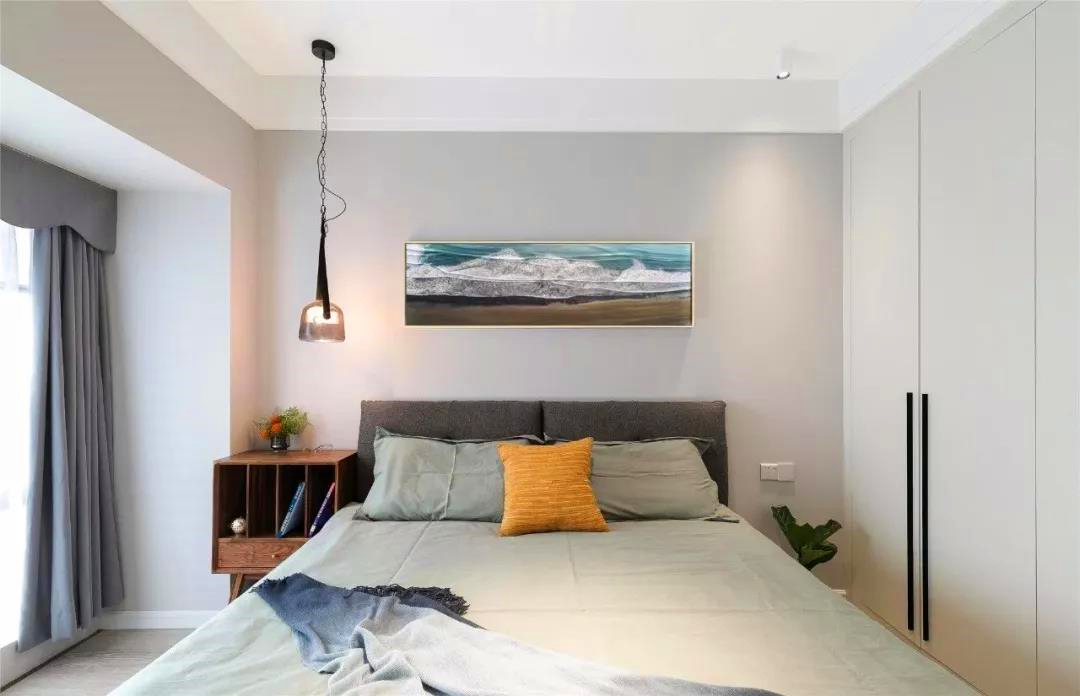 一家三口一间房设计吐槽,一家三口住在一个房间该怎么设计