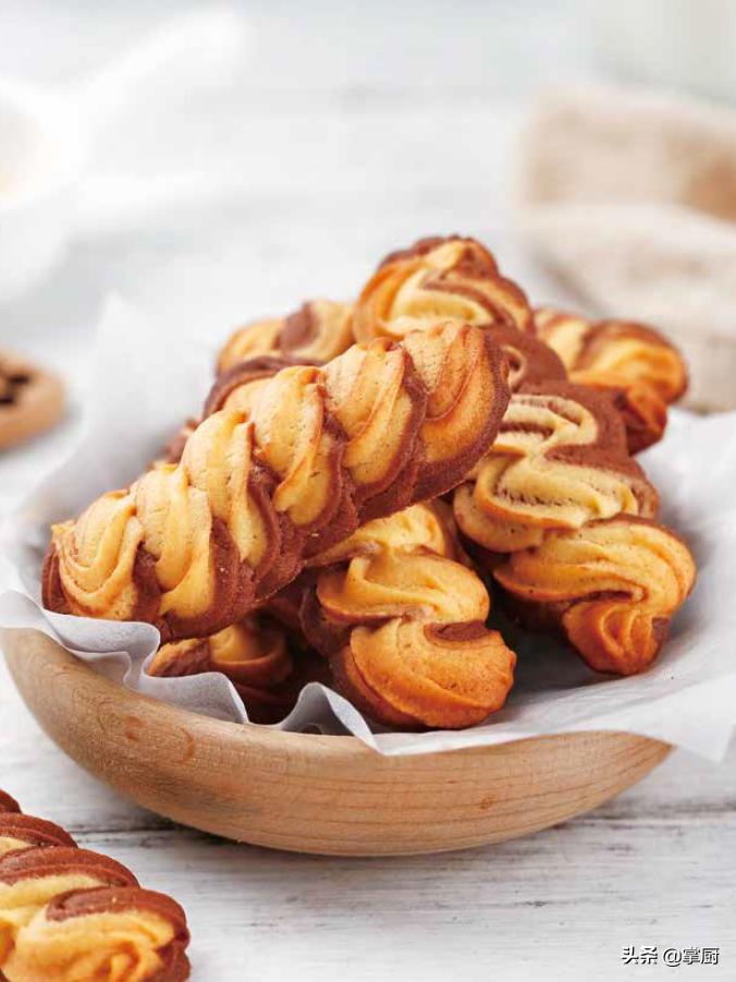 在家不用糖给孩子自制小饼干,饼干制作适合小朋友自己做无烤箱