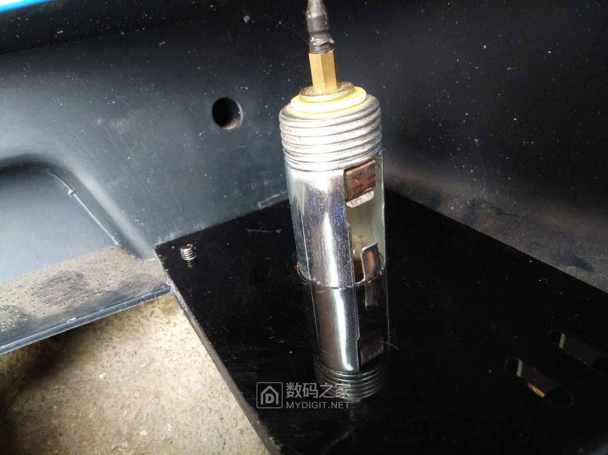 福特嘉年华点烟器插口改u盘,福特嘉年华车上的usb怎么更换