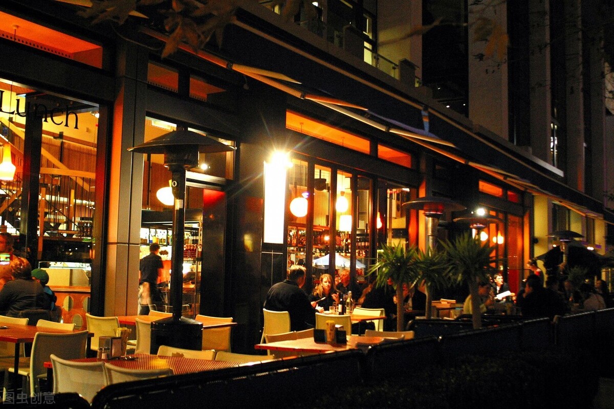 云南一家可以看到雪山的咖啡店,云南伴山咖啡馆