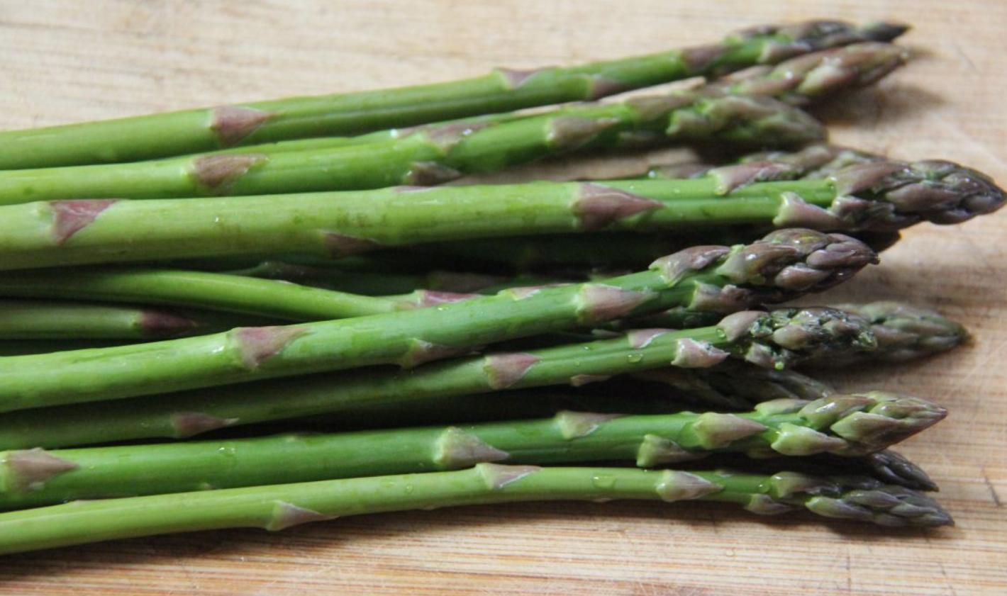 芦笋最好吃的六种做法,爱吃芦笋炒香菇