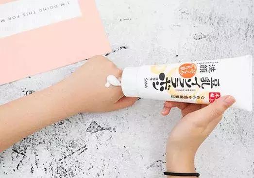 豆乳洗面奶，洗出好皮肤