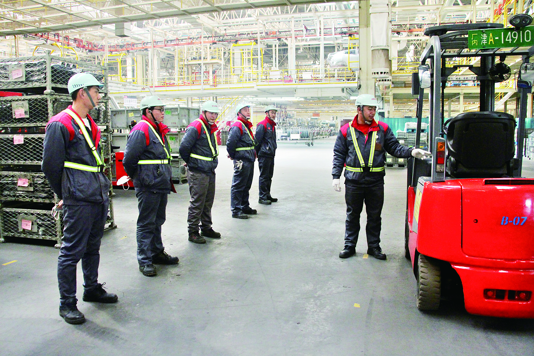 天津市劳模孙硕：“叉车就是我的手”