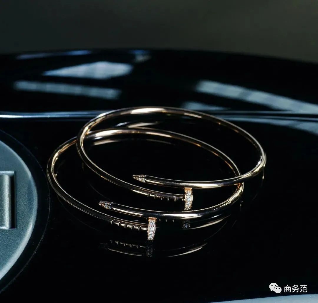 21年最火手镯,21款经典大气的手镯买了不过时