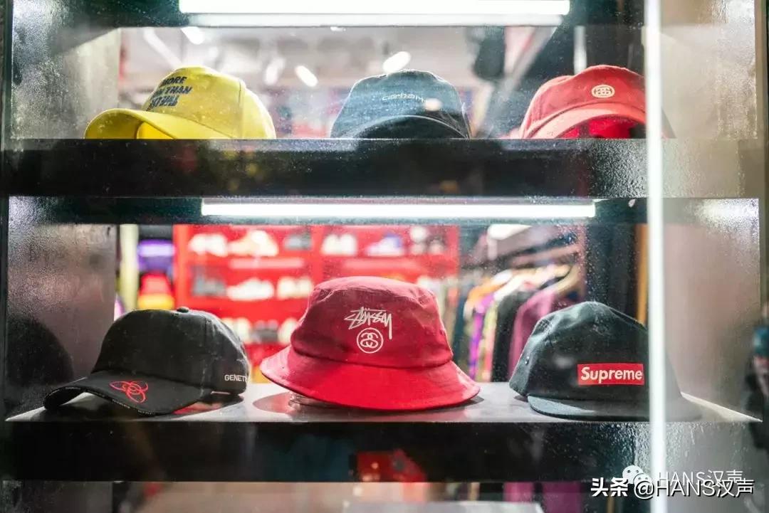 欢度315|在江汉路遇到5个山寨NB,4个假耐克和100个高仿鹿角巷
