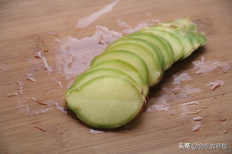 农村老奶奶用30年腌生姜的配方,80岁老奶奶坚持吃生姜