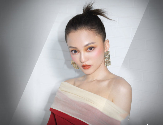 张韶涵让你明白了生存的意义,张韶涵十年经历了多少绝望