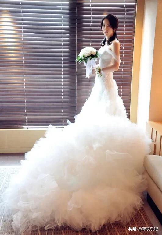 谢娜婚纱礼服,谢娜蓝色婚纱