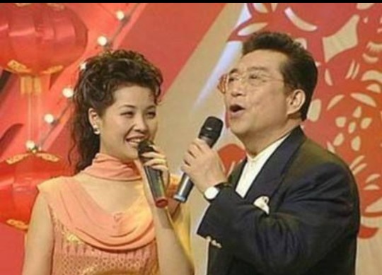 1990年梦鸽为何嫁大27岁李双江？30年来他俩幸福吗？