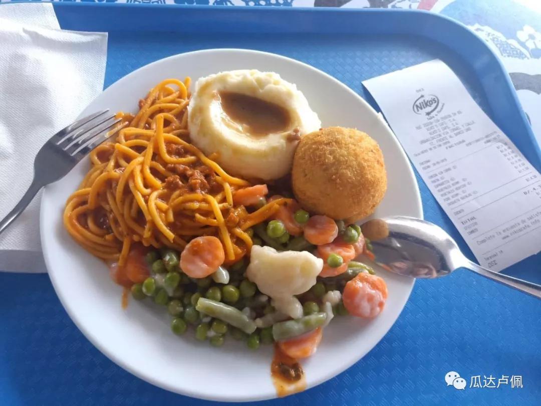 巴拿马人常去的Niko’sCafé有什么？朴实的小餐馆