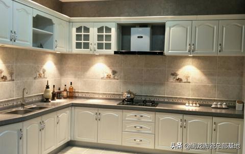 疫情下的深圳购物中心,闽龙陶瓷总部基地