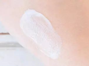 我用空瓶了几十瓶面霜的经验告诉你,谁才是真正的干皮亲妈