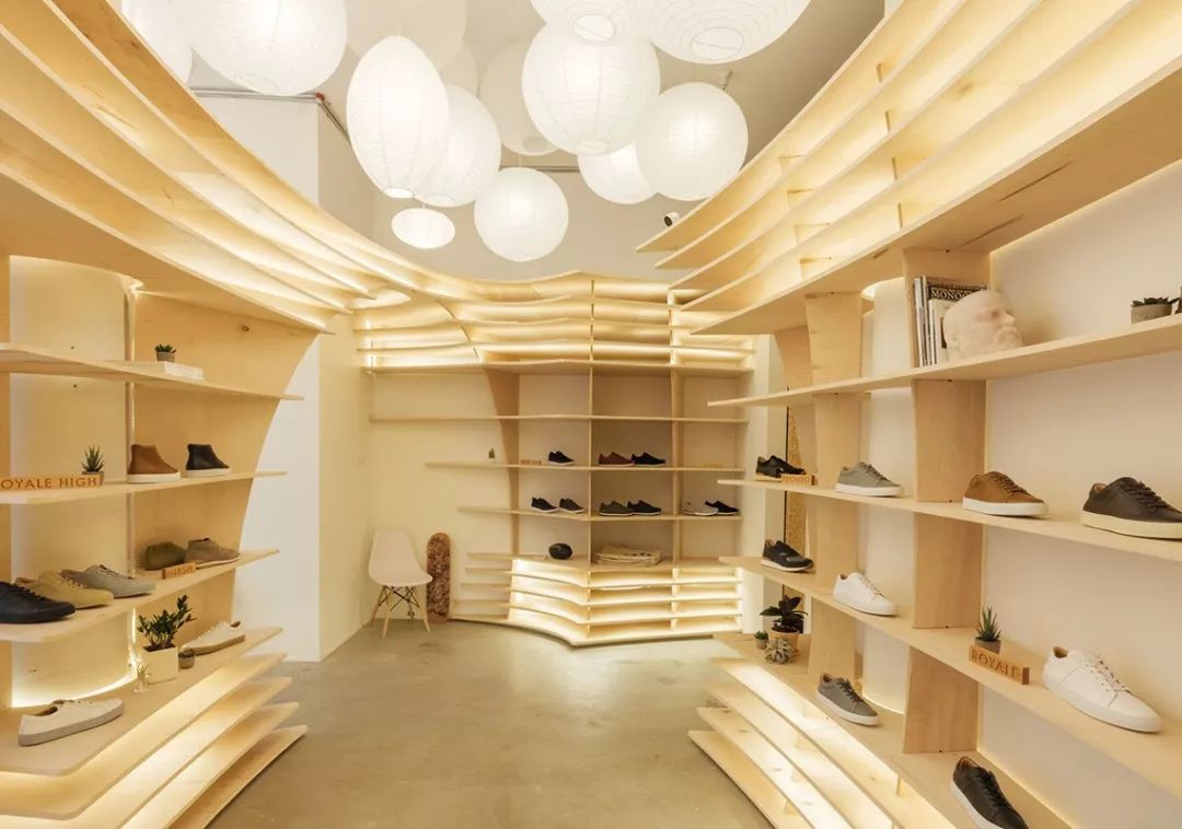 stevenmadden收购特品鞋业科技,stevemadden芭蕾鞋