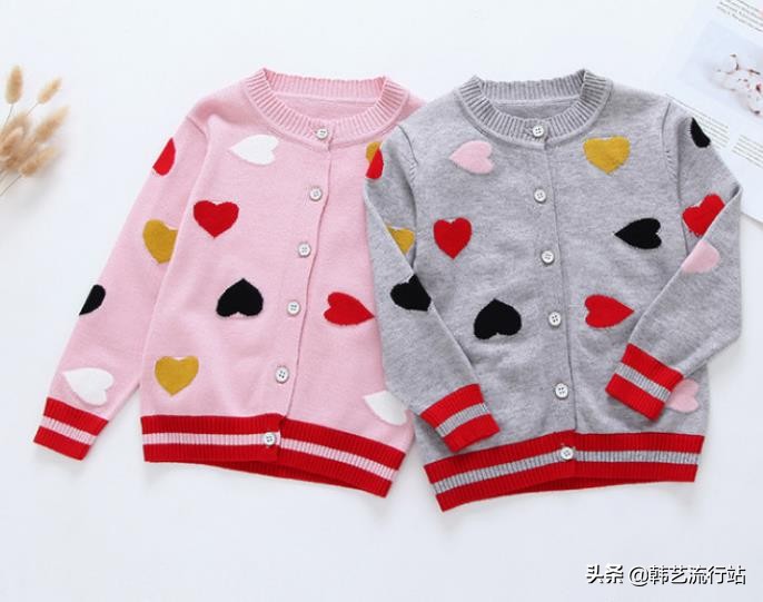 韩版毛线童装怎么搭配好看,童装韩版新款爆款品牌有哪些