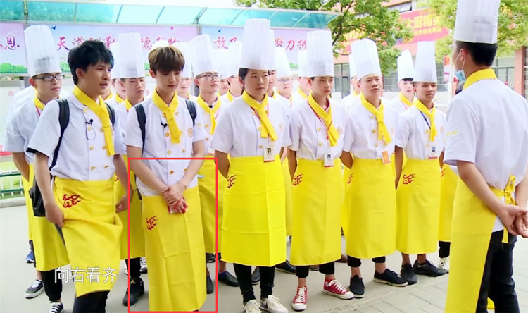 男小腰精,被称为小妖精的男星