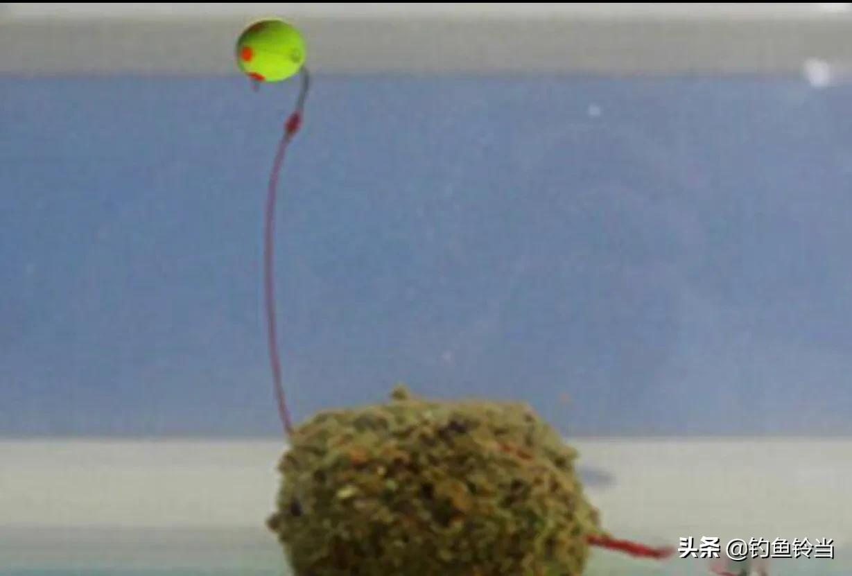 铅坠躺底钩饵悬浮,钓鲤鱼非常有效,论四川特有的钓法:珠珠钓法