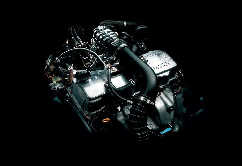 日产公爵老款车型,日产丰田皇冠