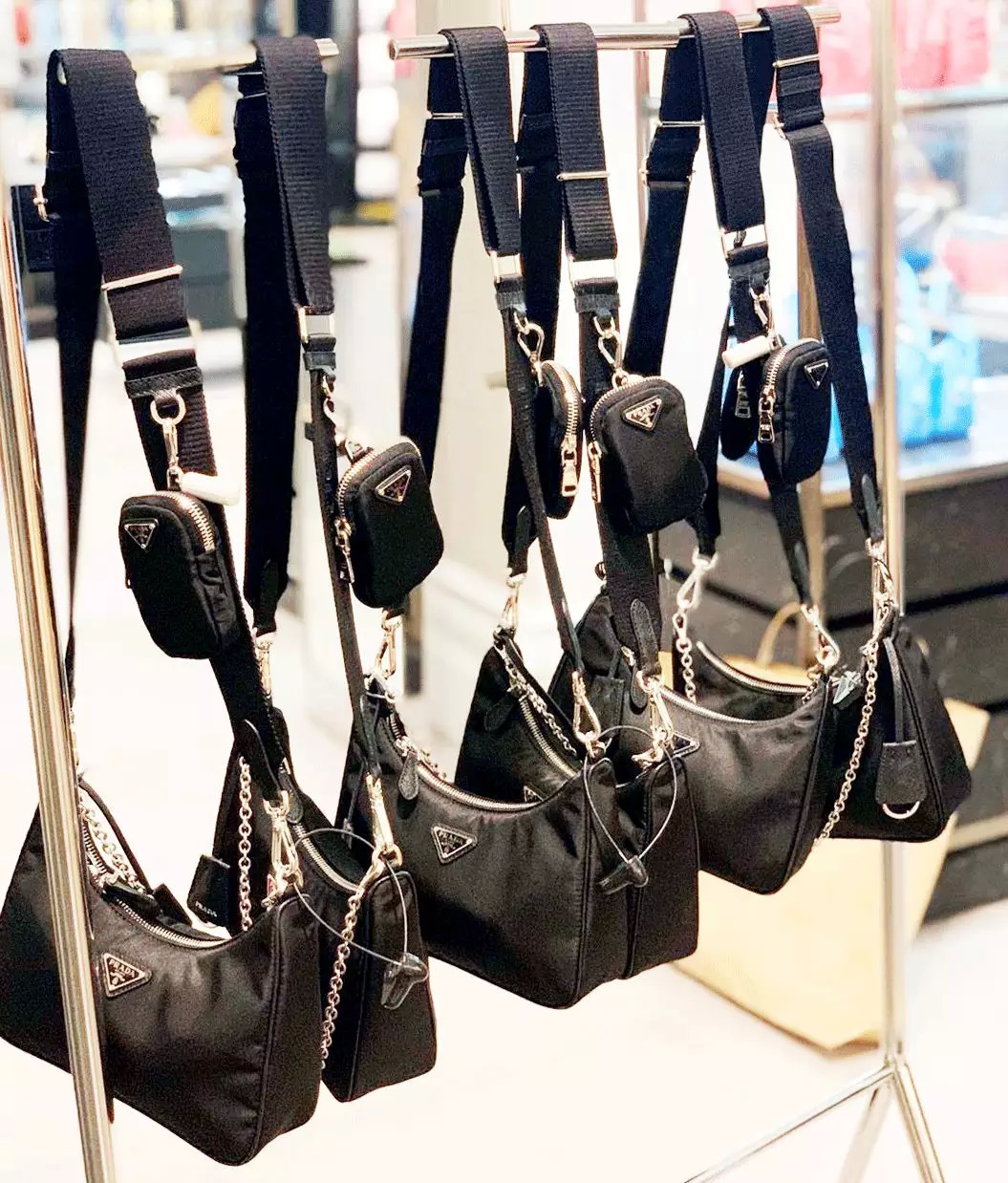 买一送一的背包,买一送一背法