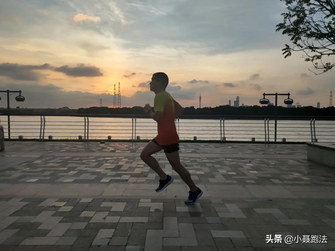 小聂跑法左右平衡,小聂跑法练习