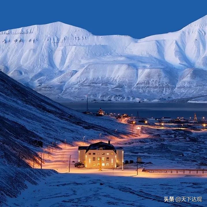 冰岛｜北大西洋中的一个岛国，人口约为34万，首都是雷克雅未克