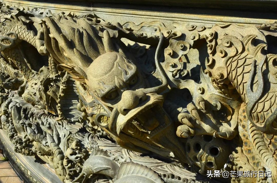 广西“布达拉宫”,据说台湾富商花30亿,用8000工人才建成