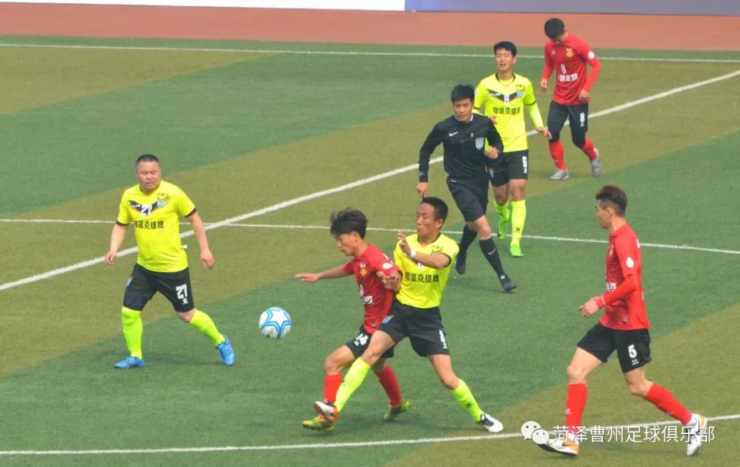 市体育局局长史长华亲临东营为曹州队加油助威，曹州队3：1胜对手