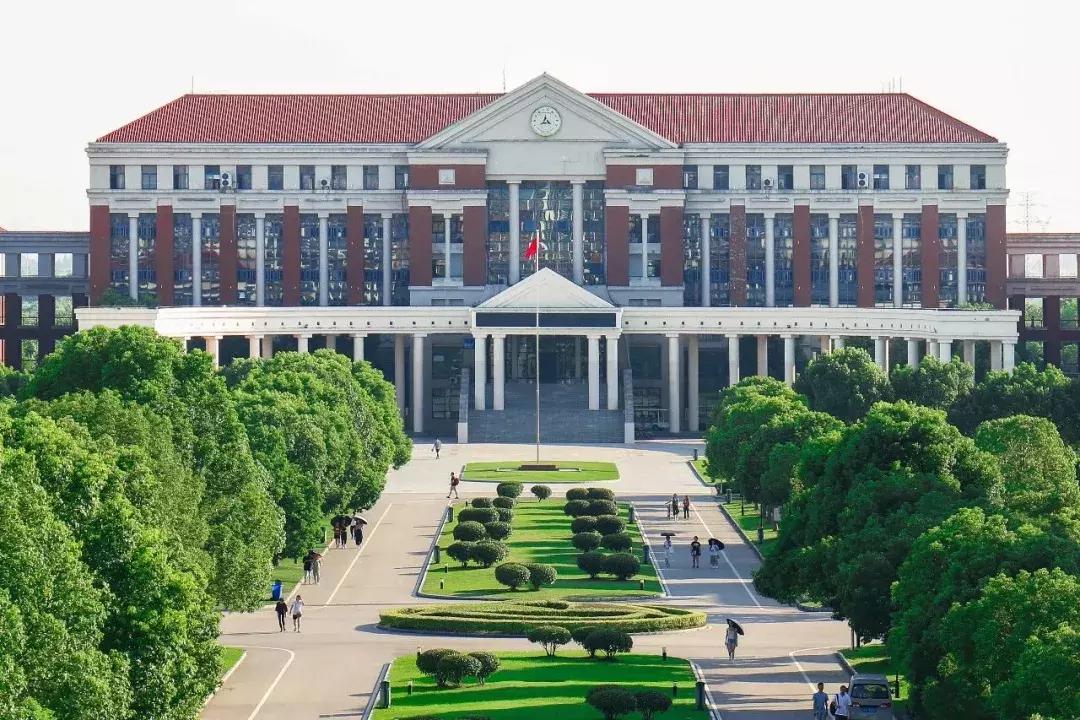中国最好的大学食堂排名,南京高校餐厅哪家好