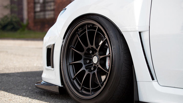 轮毂氧化变黄怎样处理,轮毂发白氧化不处理没事吧