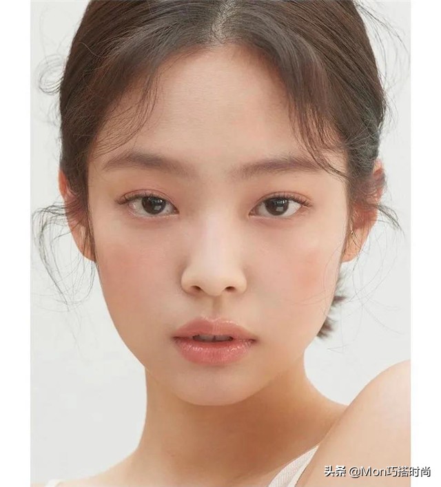 脸圆的女生怎么化妆,长脸女生如何显脸圆