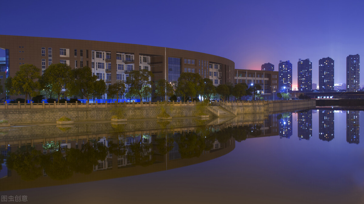 南昌高新区与九龙湖哪个有发展,南昌高新区和开发区哪个好