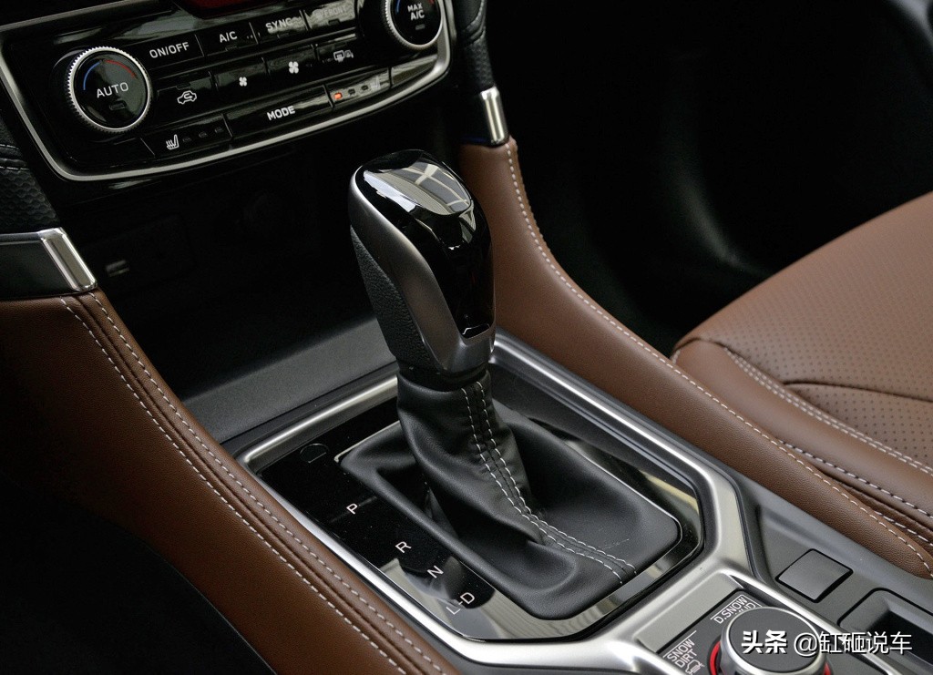 有多少人懂得欣赏它？全系标配真皮方向盘，原装进口还是四驱