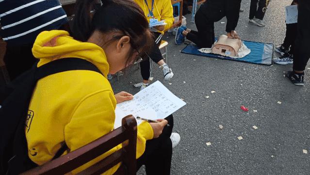 校园百团大战超燃短片,大战一触即发热血高校剪辑