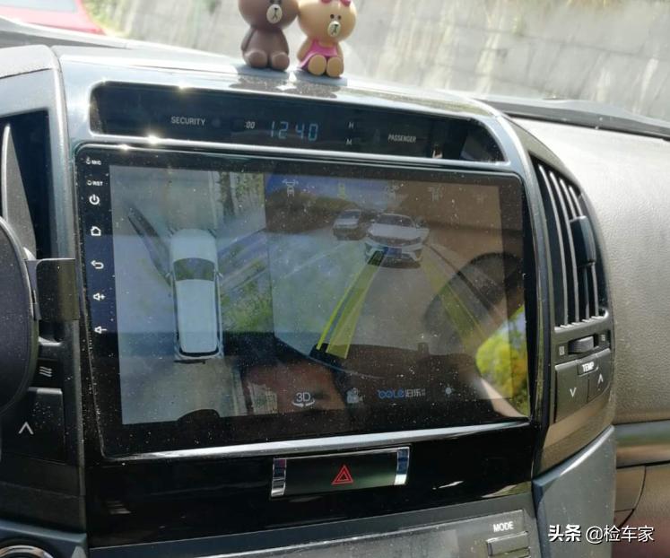 丰田兰德酷路泽手刹刹车位置,酷路泽28万左右的车