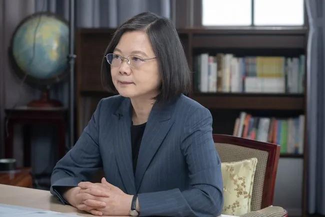 台湾舰长谈最新台海局势,中国教授分析台海