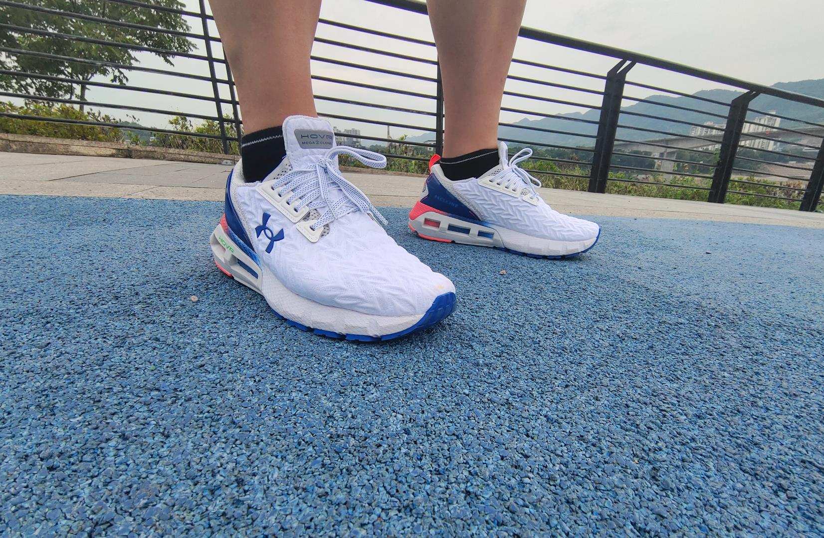 始于颜值忠于舒适鞋子,安德玛clone测评