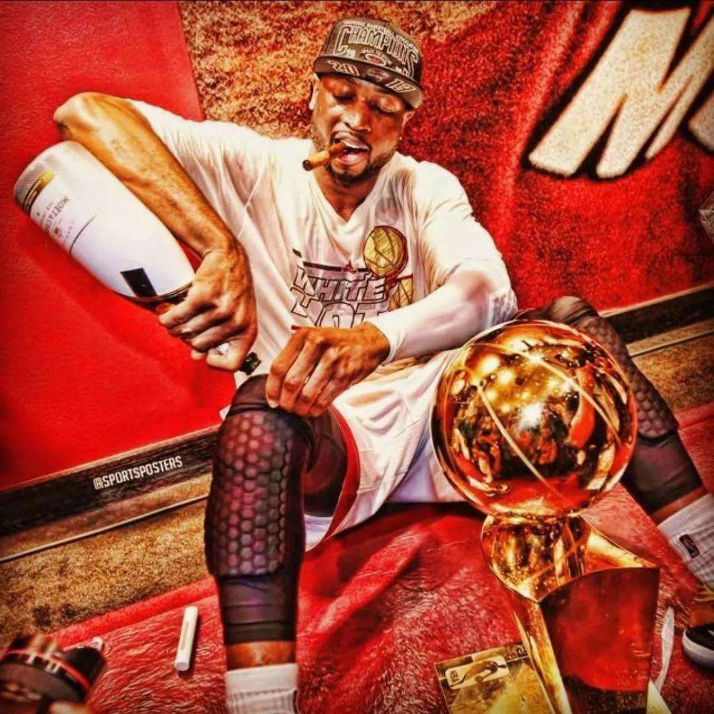 为什么韦德没有半月板还可以打球,韦德为什么舍弃球权