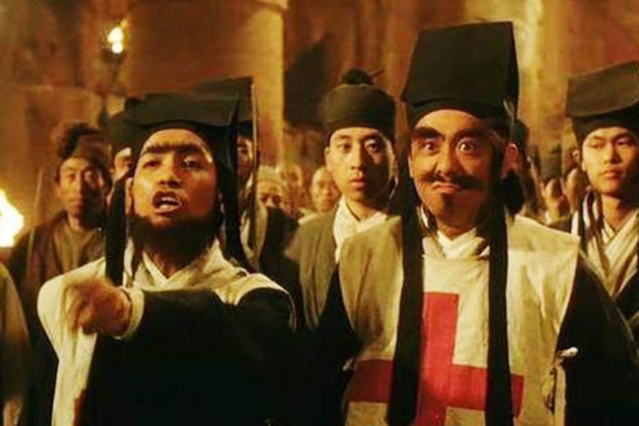 被骗28年的电影,王晶新版倚天屠龙记中的华山二老