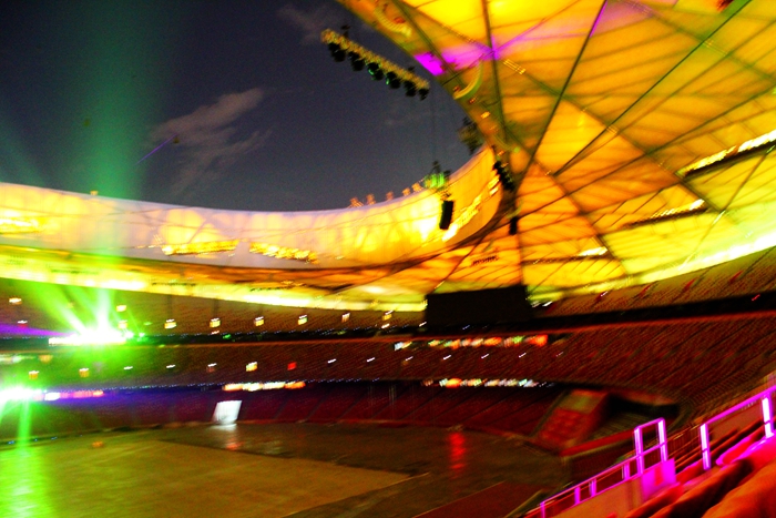 国家奥体中心灯光秀,鸟巢朝阳灯光节