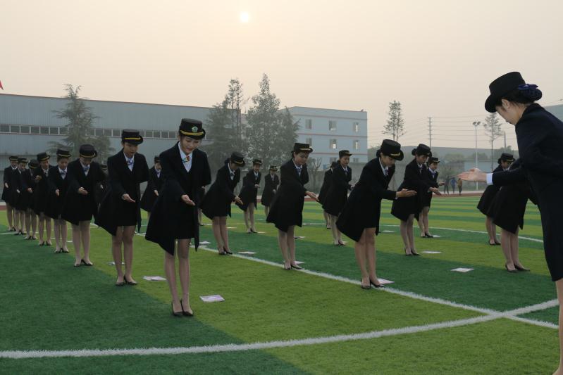 中国五冶技工学校崇州校区幼教,中国五冶技工学校崇州校区老师