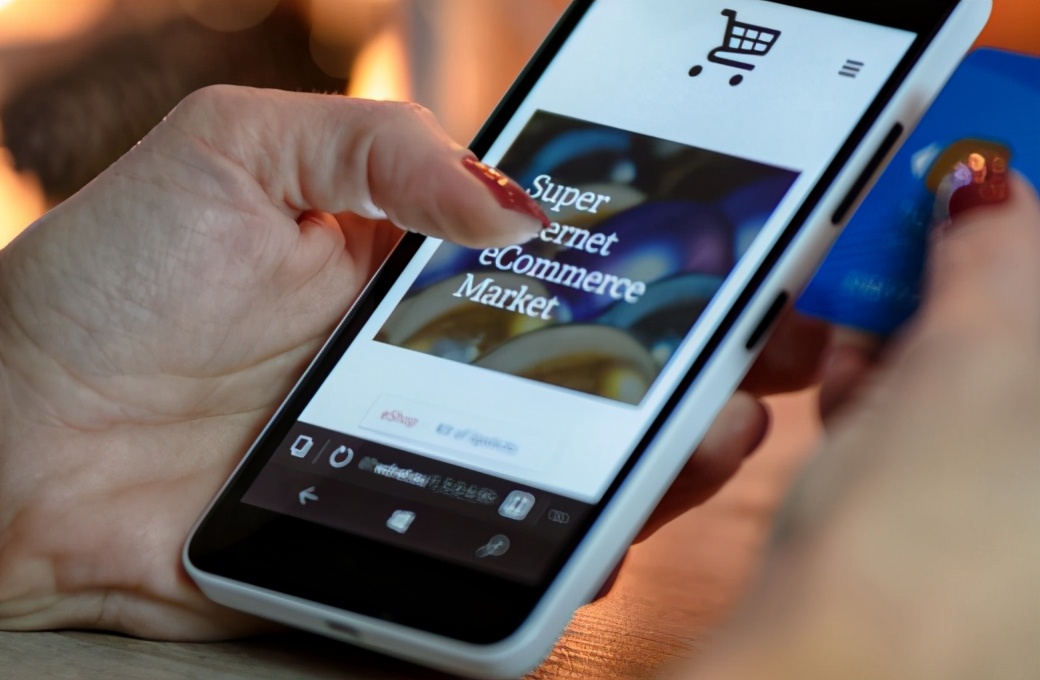 实体店服装拿货100卖400,网上卖150的衣服实体店卖多少钱