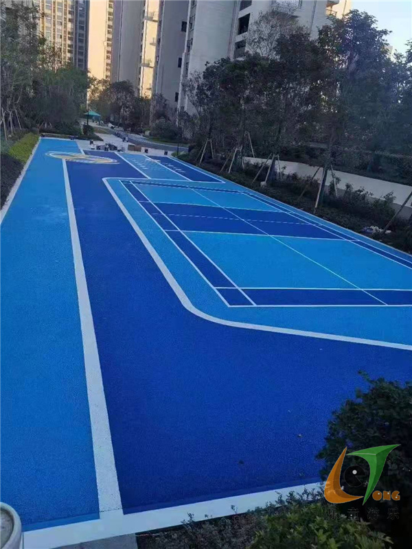 閲嶅簡EPDM濉戣兌鍦哄湴鐢熶骇鍘傚,閲嶅簡epdm鍙戞场鍘傚