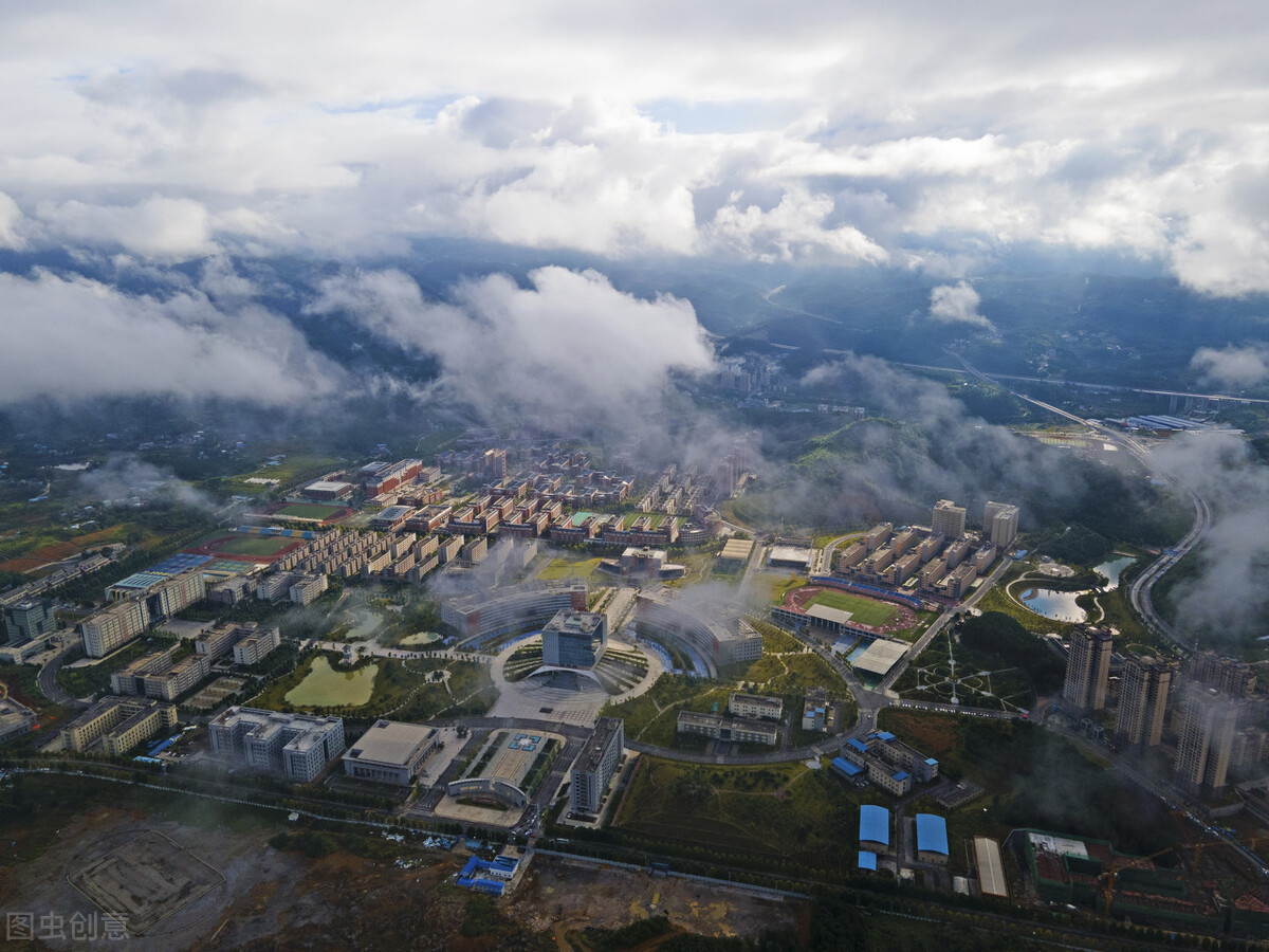 解析护理学专业,专科层次只能做护士,本科层次不仅做护士