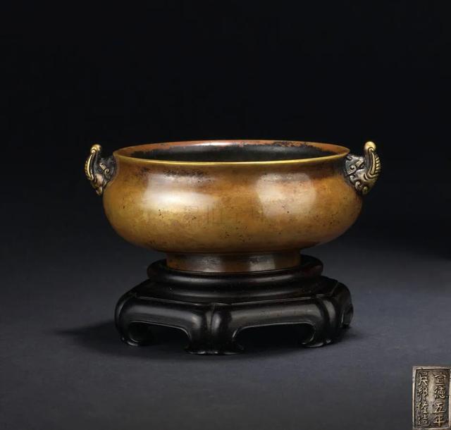 狮耳宣德炉内膛鉴别,明代宣德炉真假鉴别
