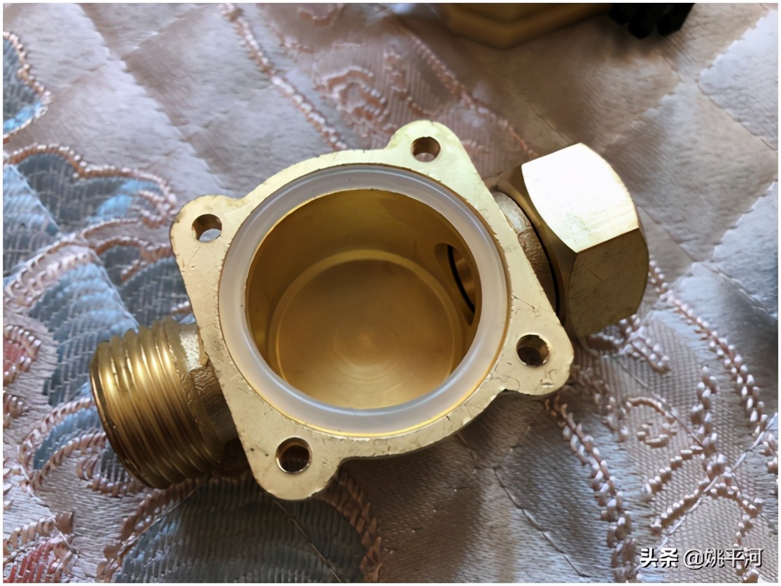 暖气过水热有正反吗,暖气过水热安装进水还是回水