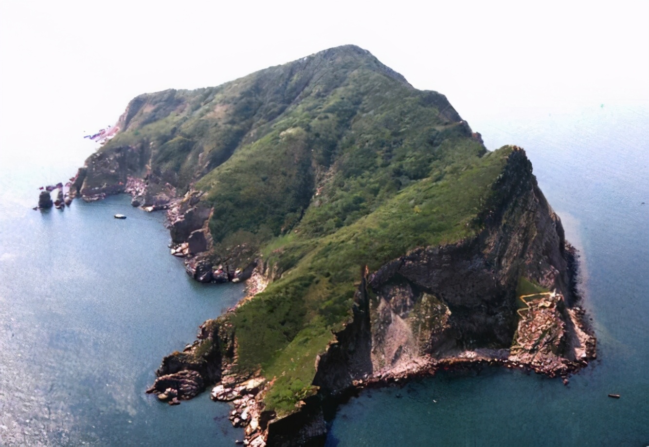 福州38天101起“蛇登门”如此频繁与全球变暖有关吗？如何防蛇？