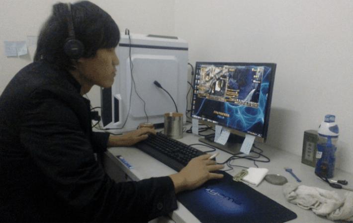 小伙组建LOL游戏工作室,月入4000吃馒头咸菜,最终倒闭解散!